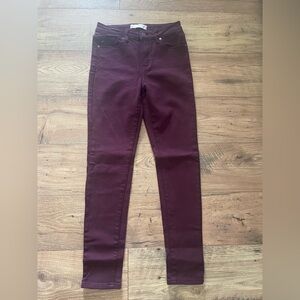 Women’s colored jeans